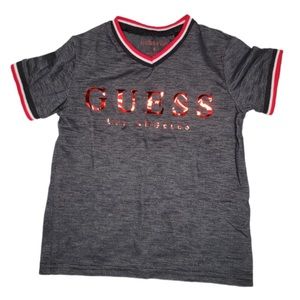 (B) Guess T-shirt 4T